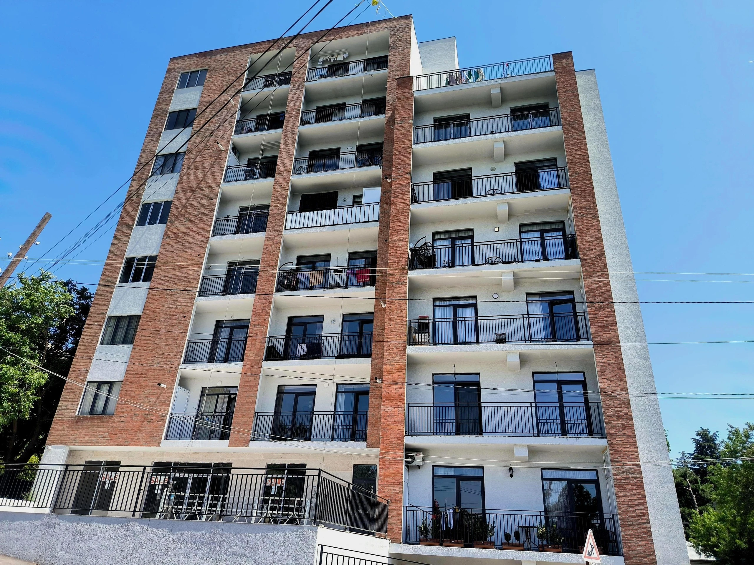 მიხეილ ხერგიანის ქუჩა 9