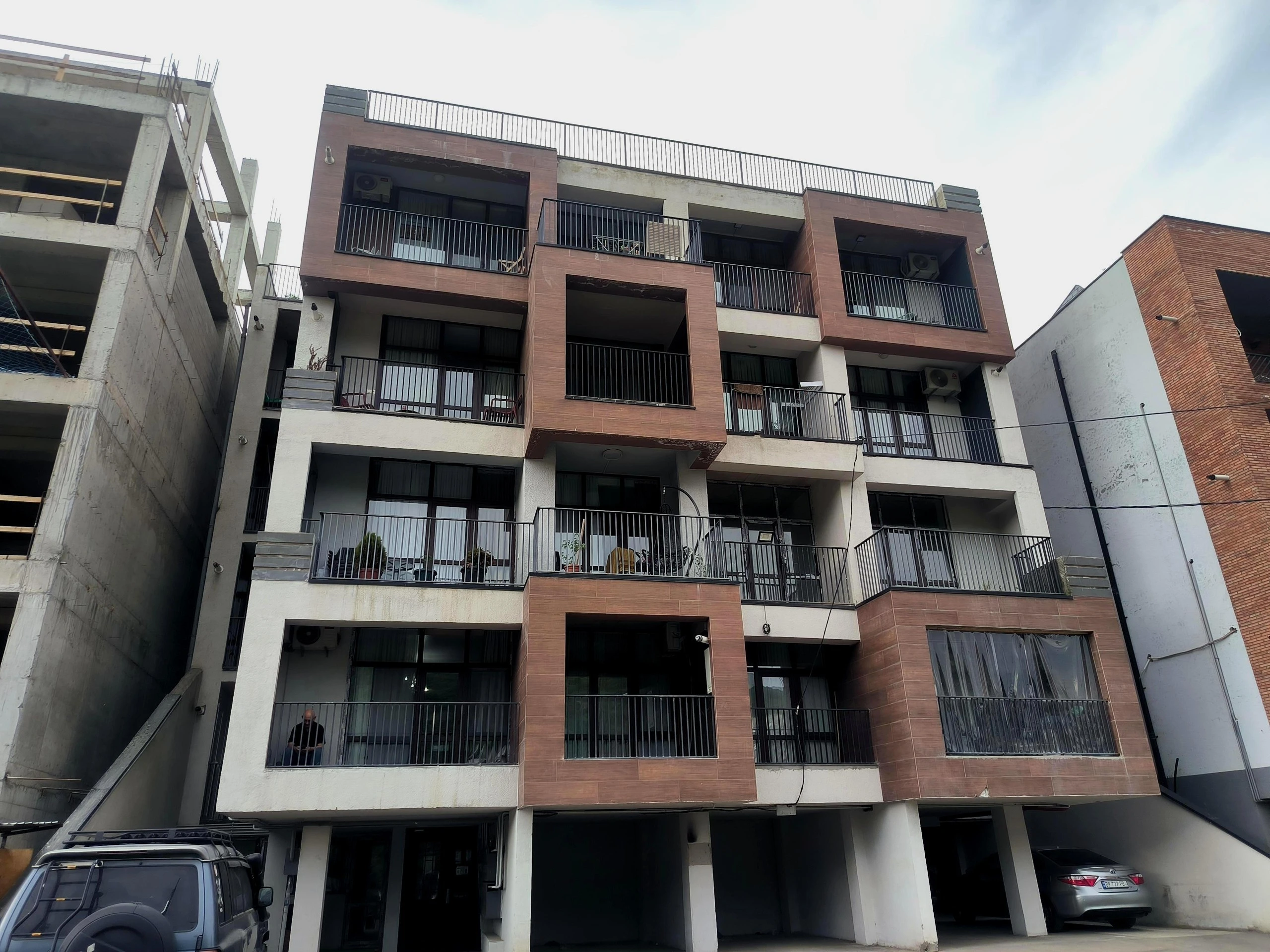 გიორგი დანელიას ქუჩა 37