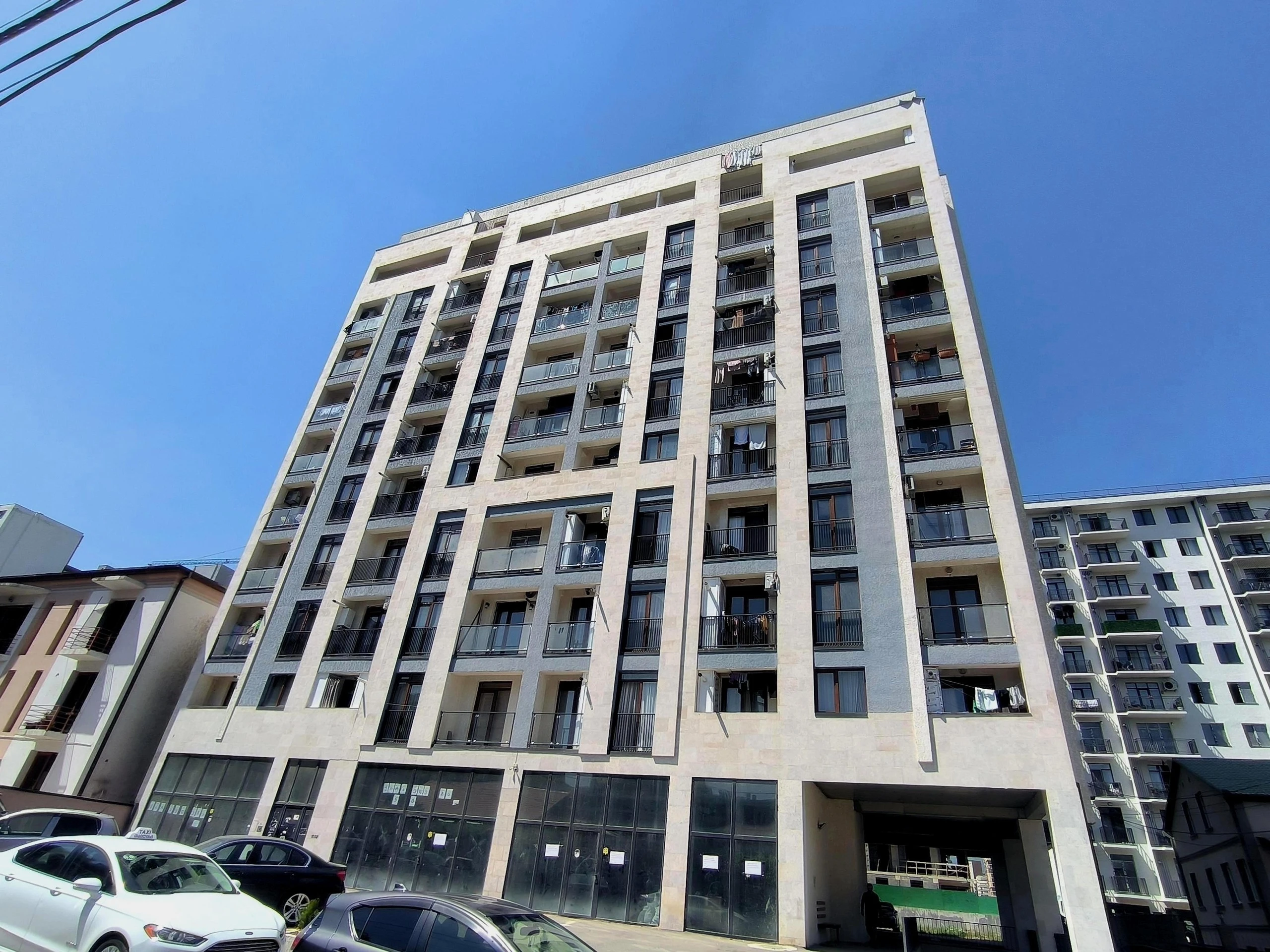 დავარის ქუჩა 13