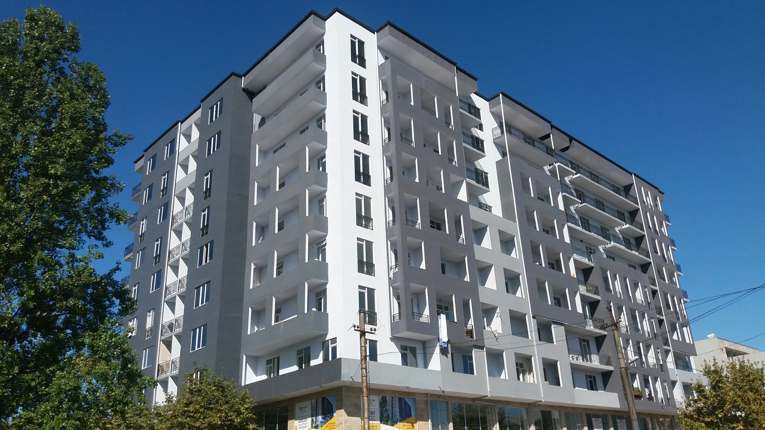 ლეონიძის ქუჩა 2