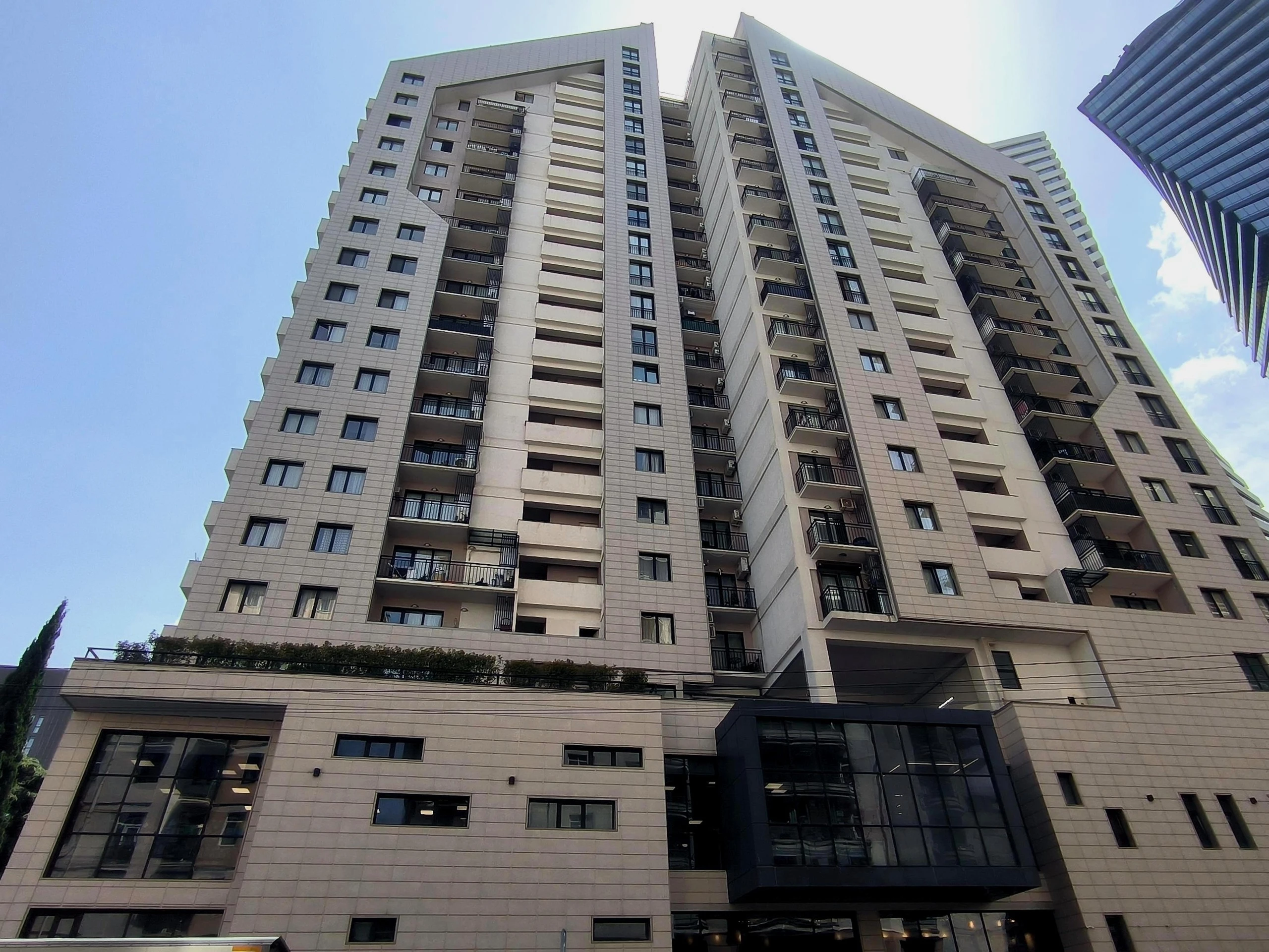 არქი თაუერი