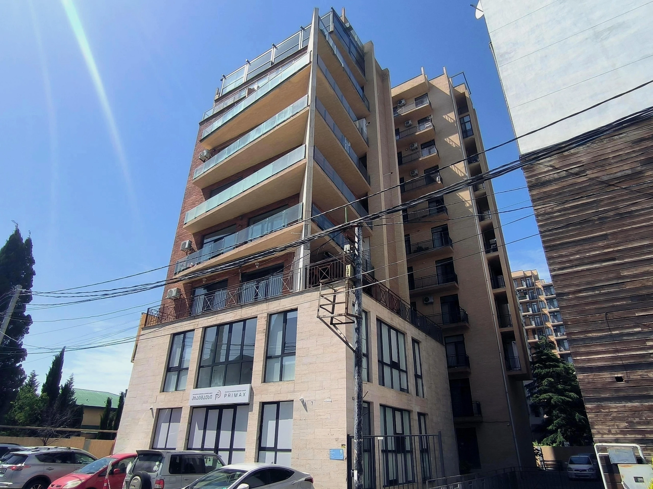 მიხეილ ჭიაურელის ქუჩა 9