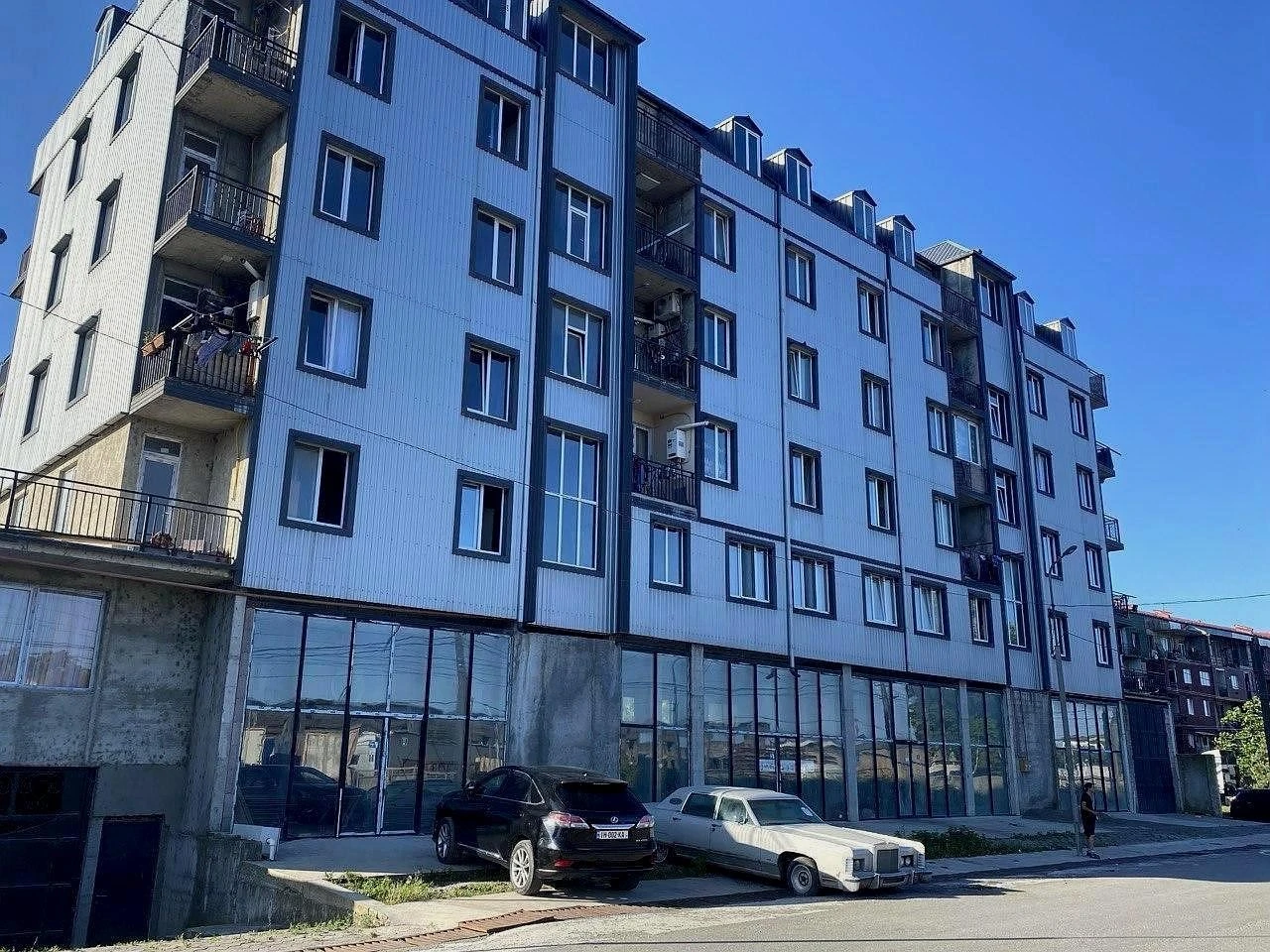 აკაკი შანიძე ქუჩა 28ა