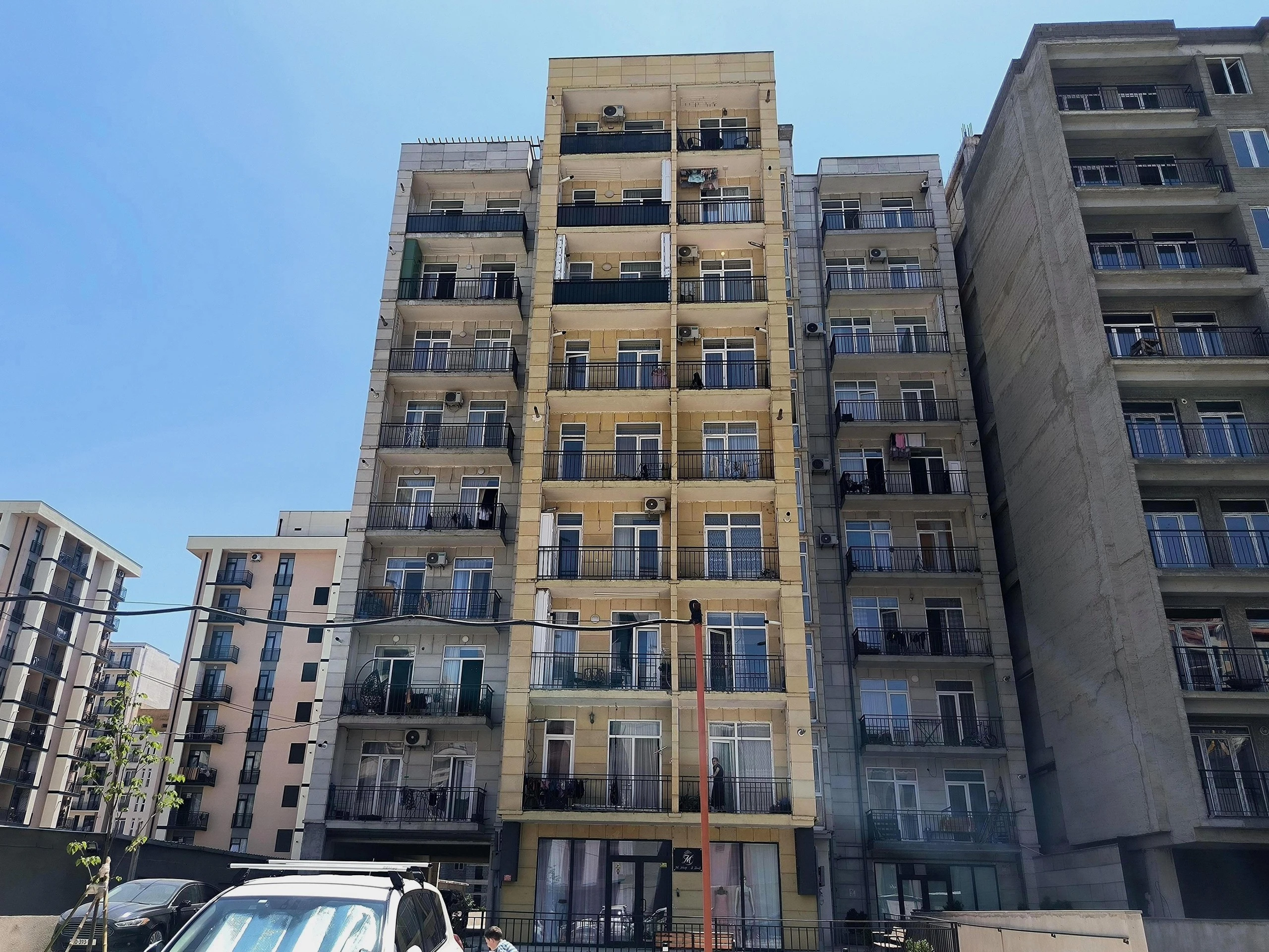 ვეფხისტყაოსნის ქუჩა 48