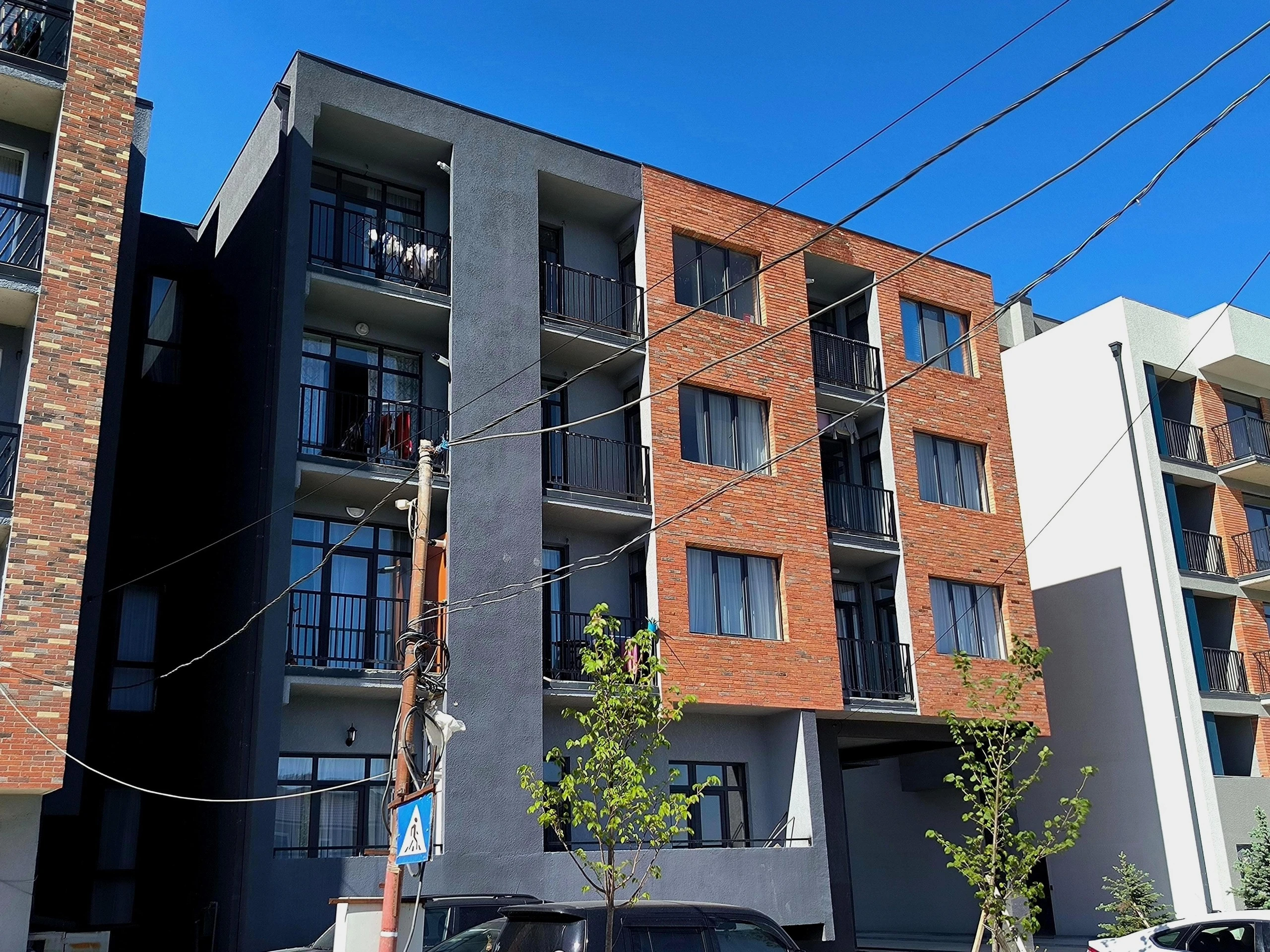 ჰაინრიხ კლაპროთის ქუჩა 33