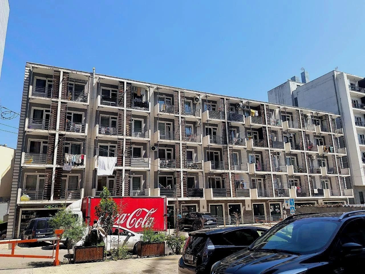 ვეფხისტყაოსნის ქუჩა 41