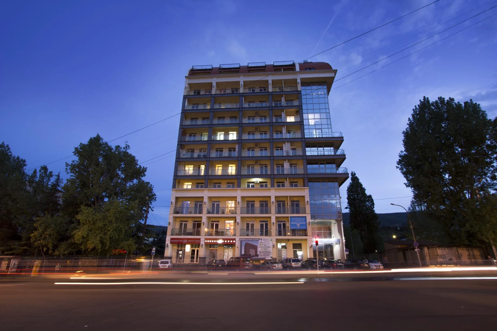 პეტრე ქავთარაძის ქუჩა 21ა