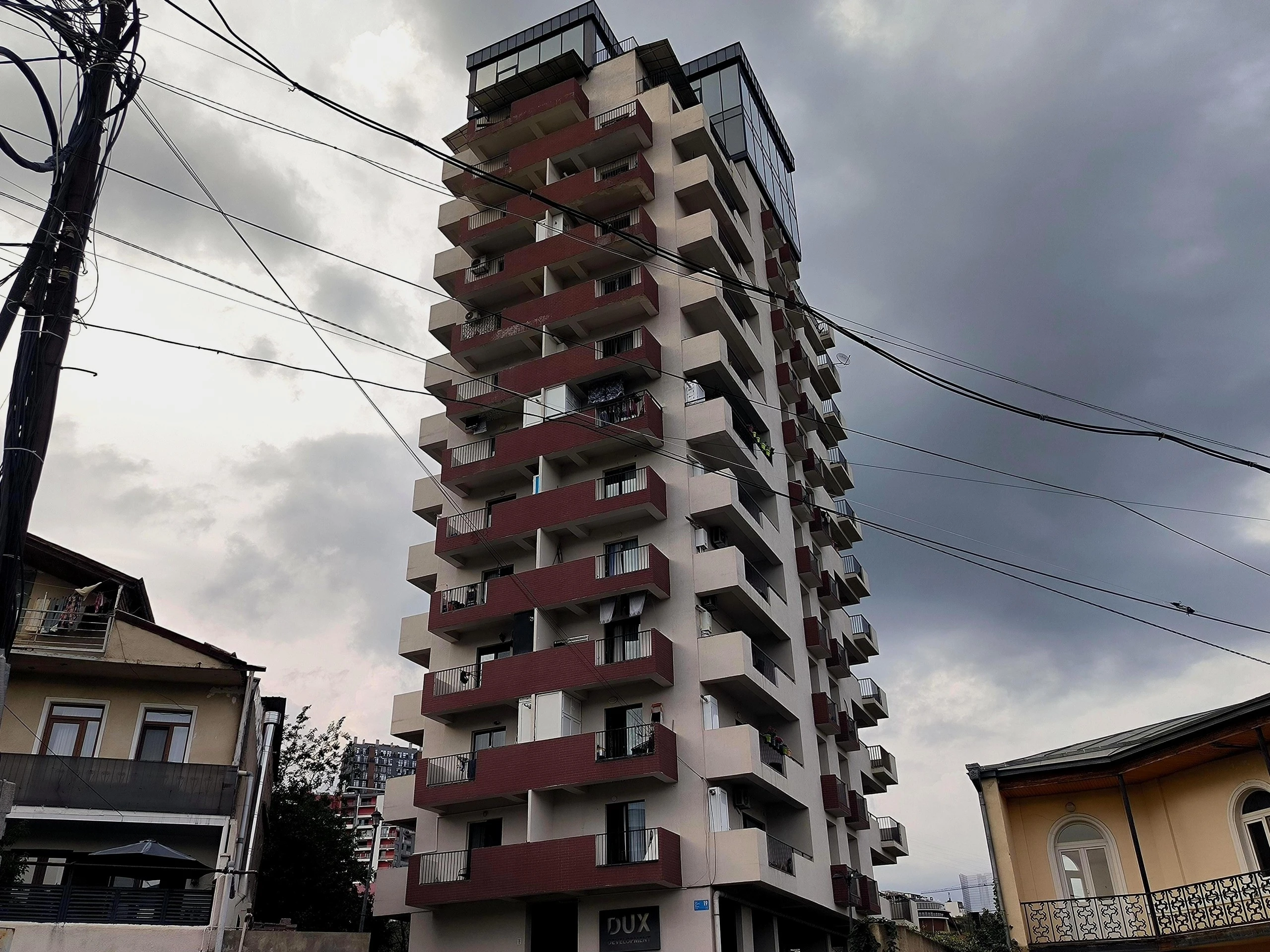 სახლი საბურთალოზე