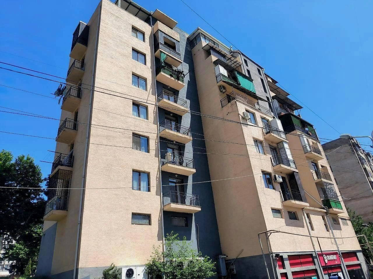 დავით გურამიშვილის გამზირი 12დ