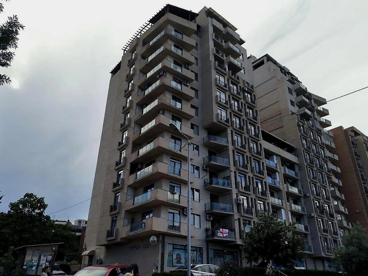 ფარნავაზ მეფის გამზირი 18