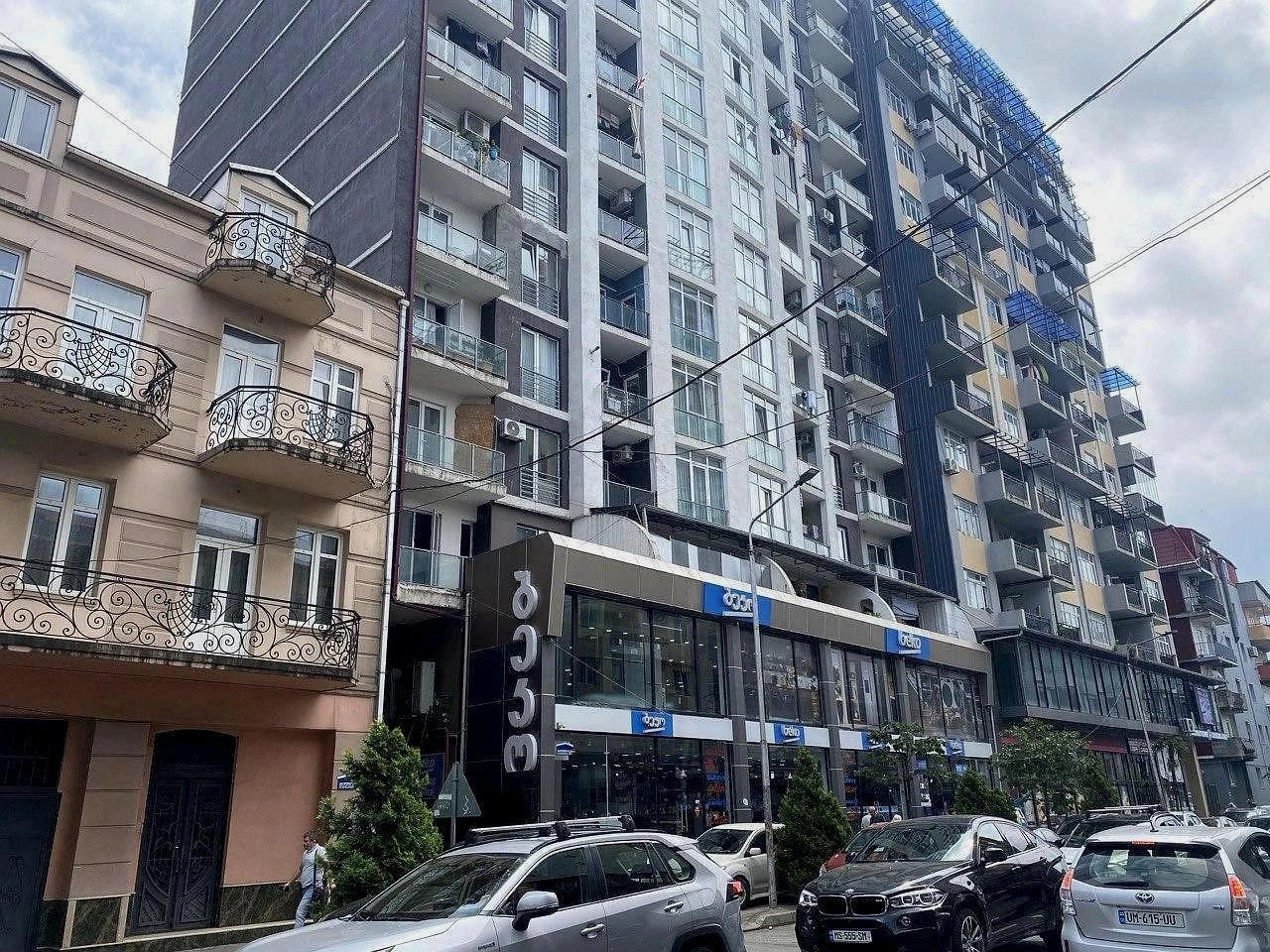 პეტრე მელიქიშვილის ქუჩა 69/71