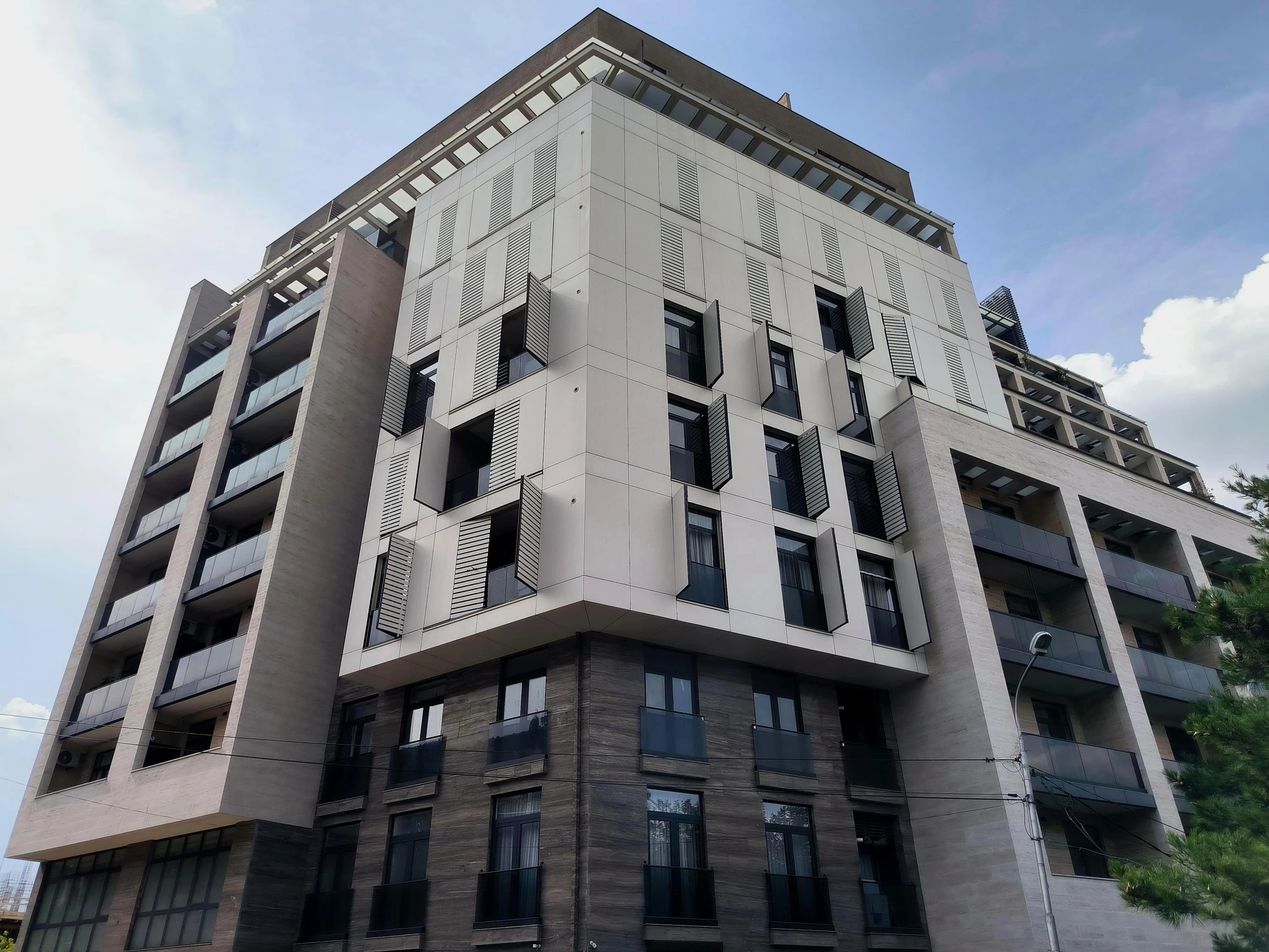 ვასილ პეტრიაშვილის ქუჩა 48