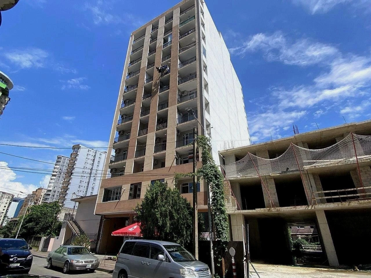 ანგისის ქუჩა 5