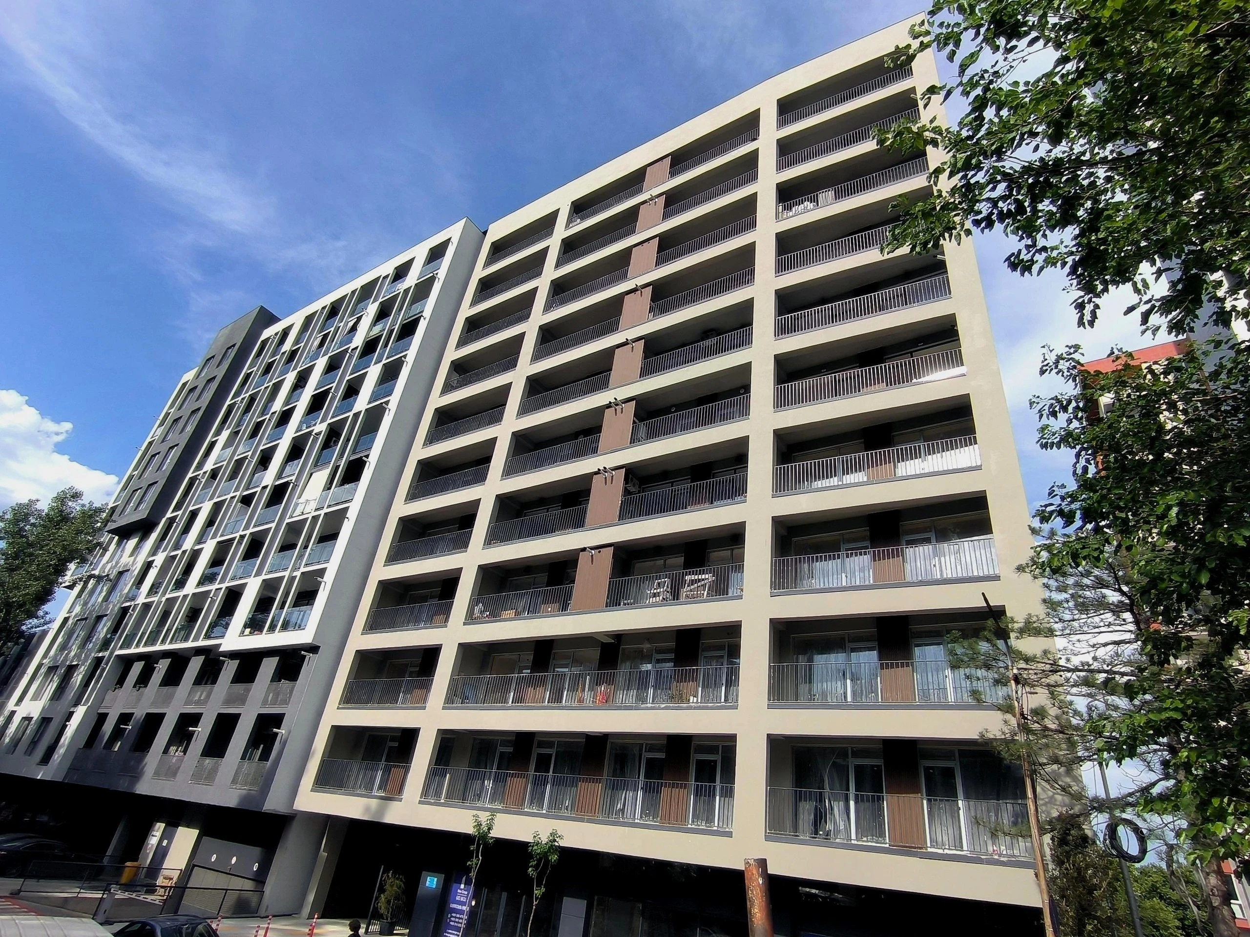 ლევან ალექსიძის ქ 2