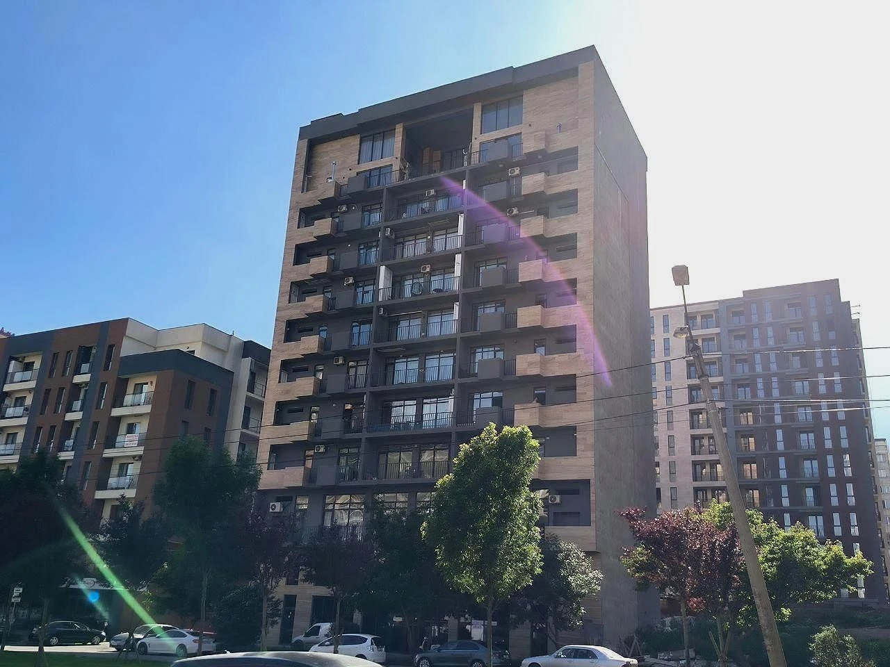 ფარნავაზ მეფის გამზირი 24