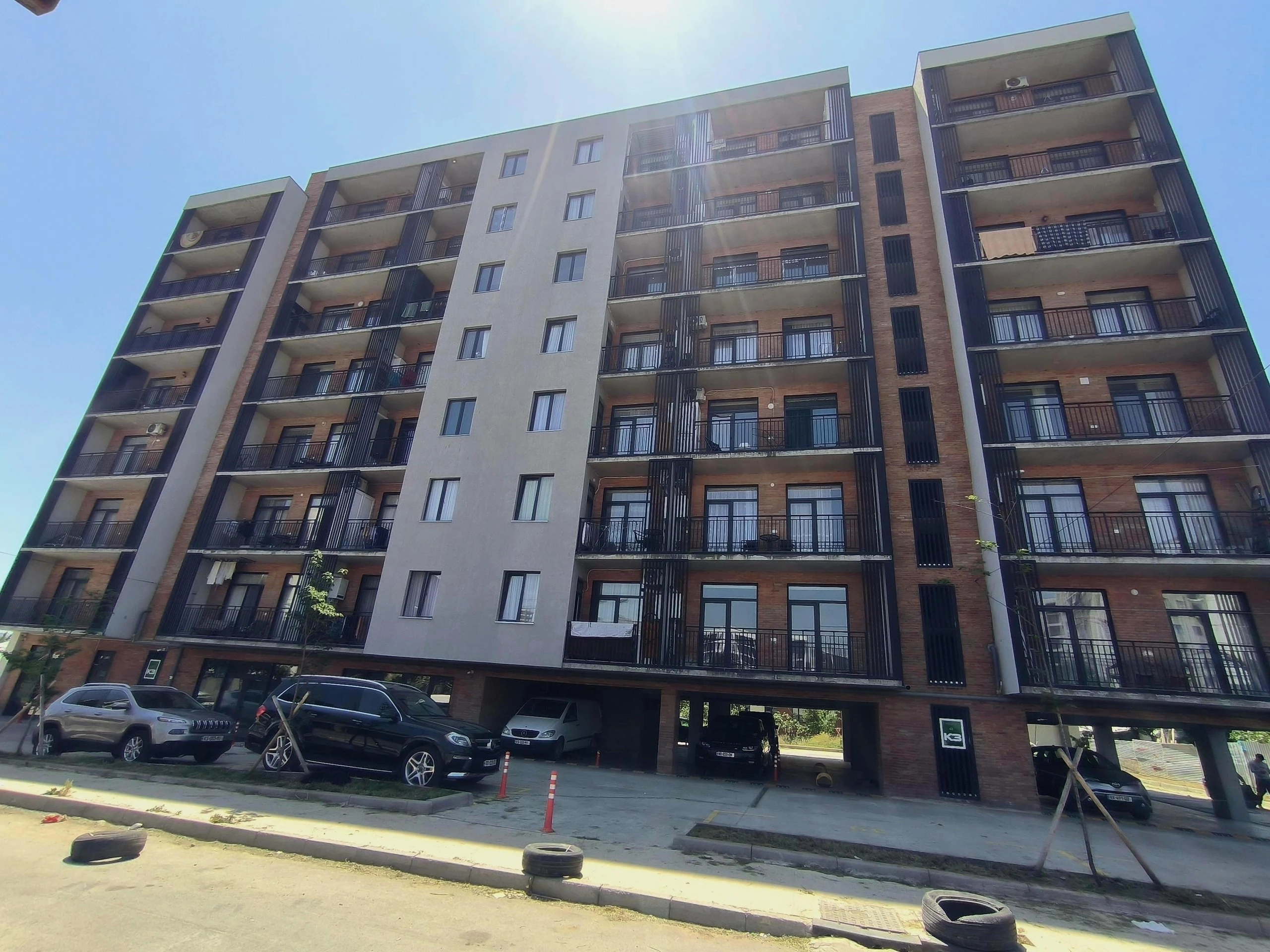 ასმათის ქუჩა 48