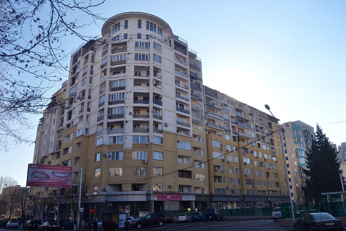 ვაჟა-ფშაველას გამზირი 70ა-ბ