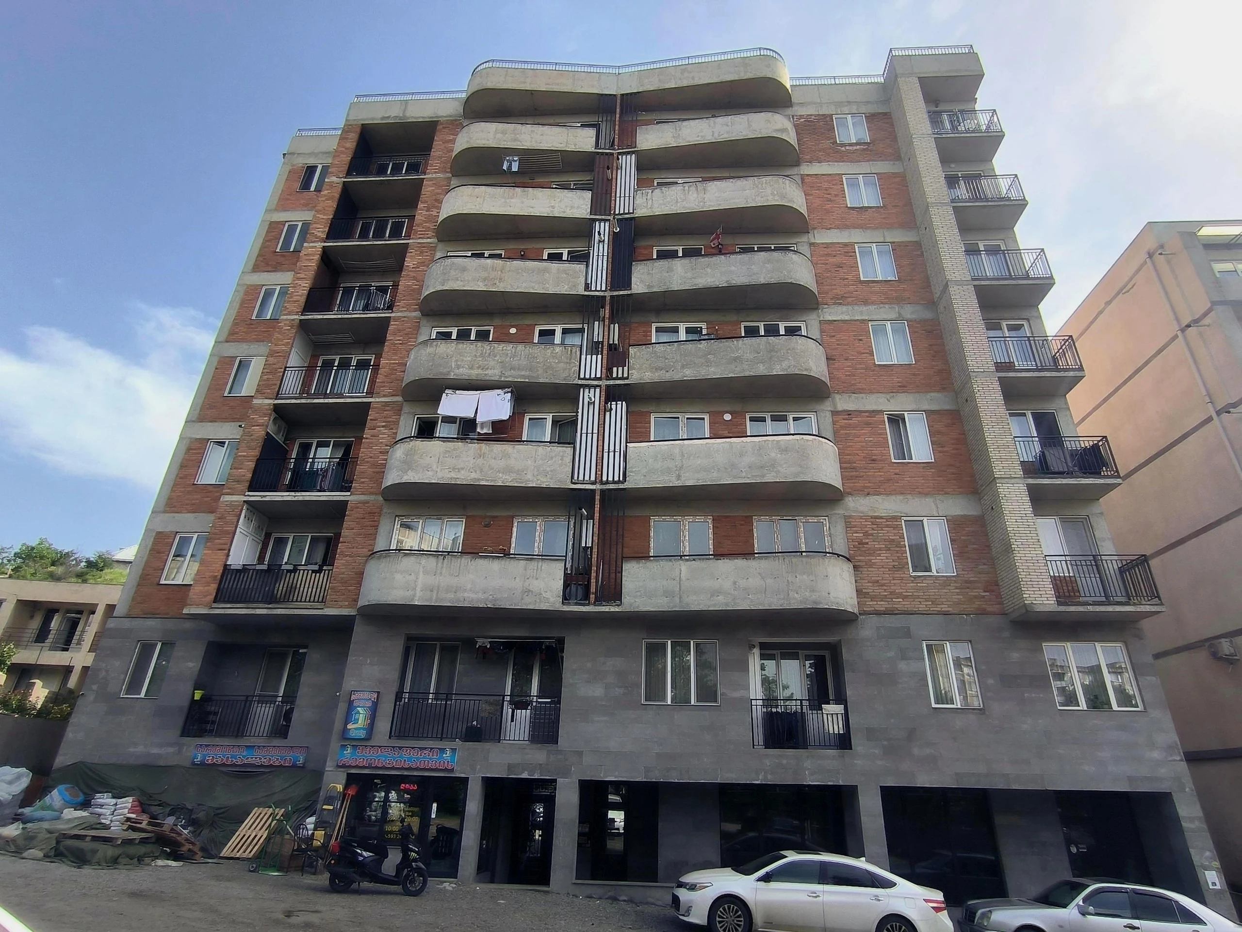 გიორგი ავალიშვილის ქუჩა 4